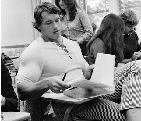 Conhecimento Arnold Schwarzenegger