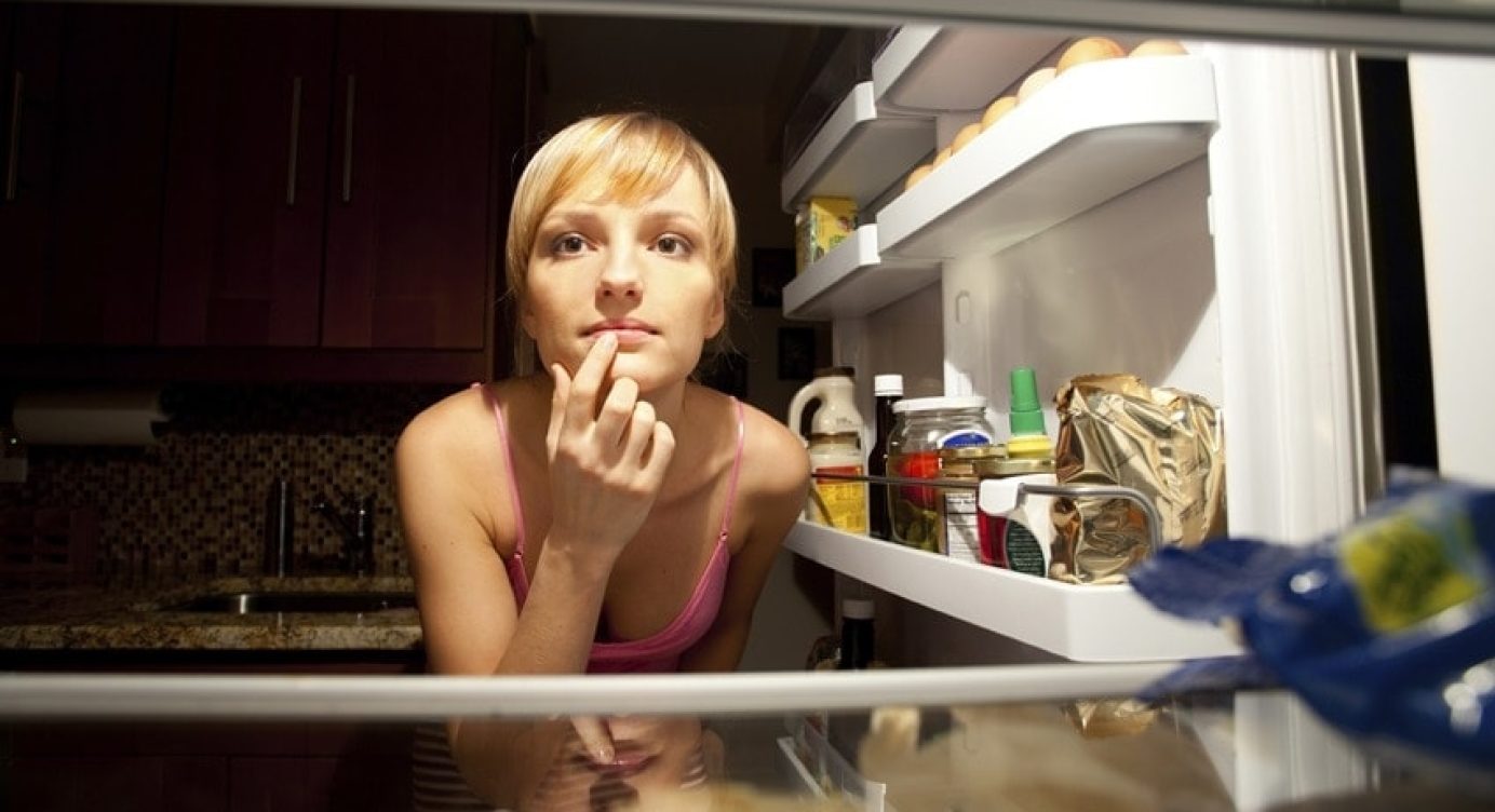 Fome a Noite: Não adianta procurar na comida a Solução