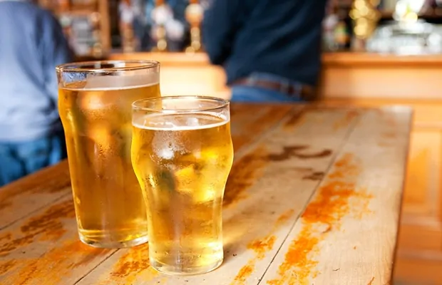 pontos negativos do Álcool para quem busca Hipertrofia Muscular ou Queima de Gordura