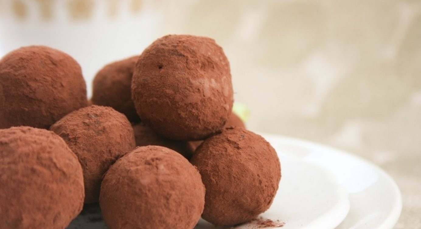 Receita de Brigadeiro Low Carb (com 2 opções de receitas)