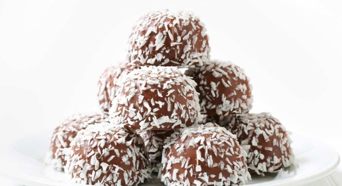 Brigadeiro com Biomassa: Receita de brigadeiro para comer sem culpa!