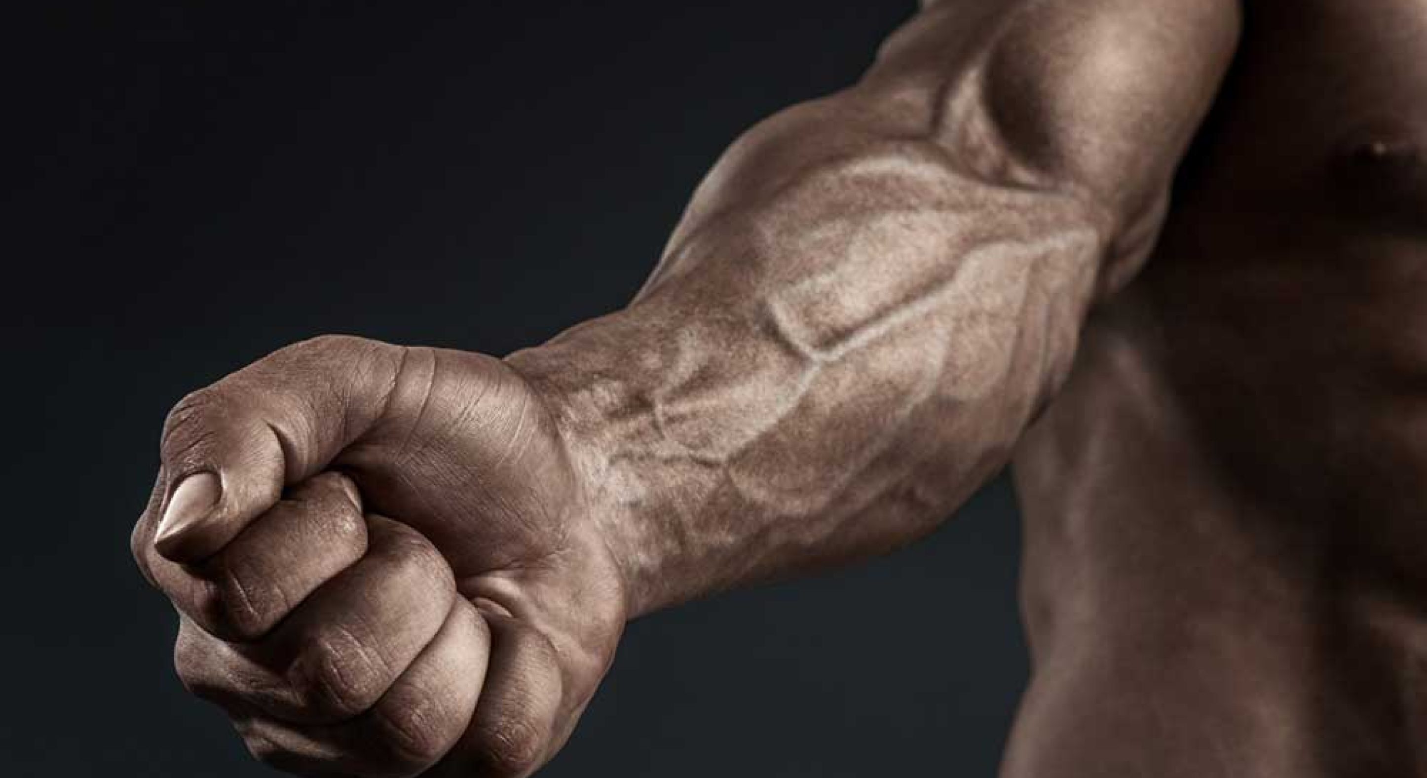 7 Exercícios para Antebraços (Sequência completa para Hipertrofia)