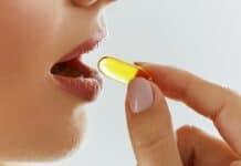 Vitamina D Engorda ou Emagrece? (conheça os prós e contras) Vitamina D Engorda ou Emagrece? (prós e contras)