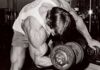 Treino de Bíceps do Arnold Schwarzenegger (Avançado) Rosca Concentrada