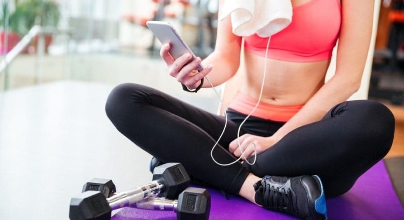 Usar o Celular na Academia ajuda ou atrapalha o Treino?