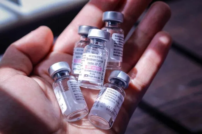 PRÓS e CONTRAS do uso de TESTOSTERONA por MULHERES PRÓS e CONTRAS do uso de TESTOSTERONA por MULHERES