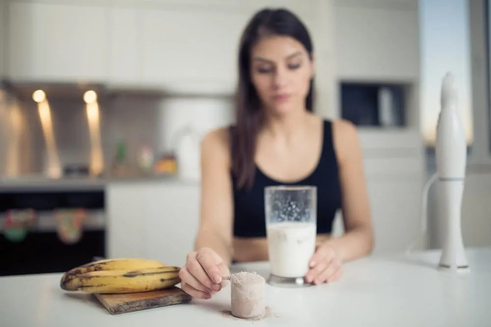 Conheça a diferença do Whey Protein Feminino para o Whey Protein tradicional
