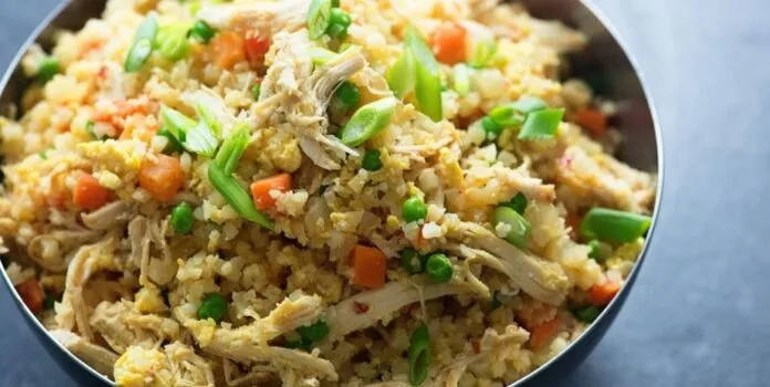 Receita Low Carb para o Almoço Arroz de Couve Flor Receita Low Carb para o Almoço Arroz de Couve Flor