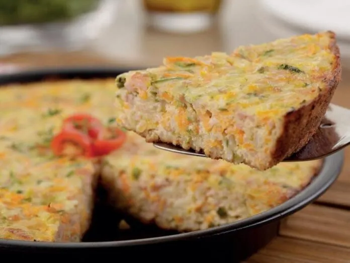 Omelete de Forno Low Carb Omelete de forno com legumes e queijo, receita saudável e fácil.