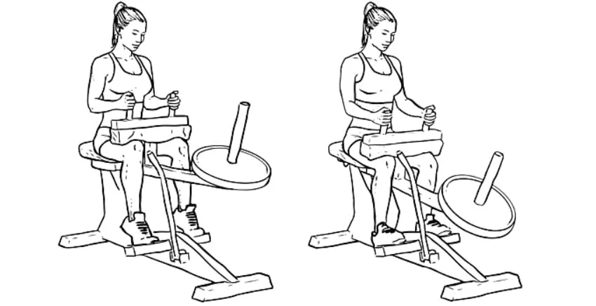 Mulher realizando exercício de panturrilha na máquina de academia.