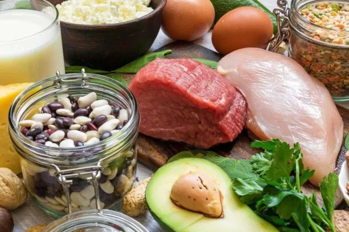 Lista de Alimentos Ricos em Proteínas para complementar sua Dieta Lista de Alimentos Ricos em Proteínas para complementar sua Dieta