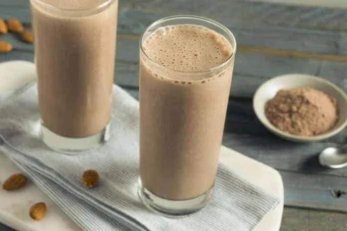 Tomar whey protein com leite tira o efeito do whey Tomar whey protein com leite tira o efeito do whey ?