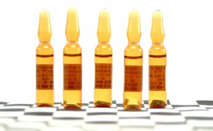 Ampolas de Somatrofina para Tratamento Ampolas de somatrofina para uso médico e tratamentos hormonais.